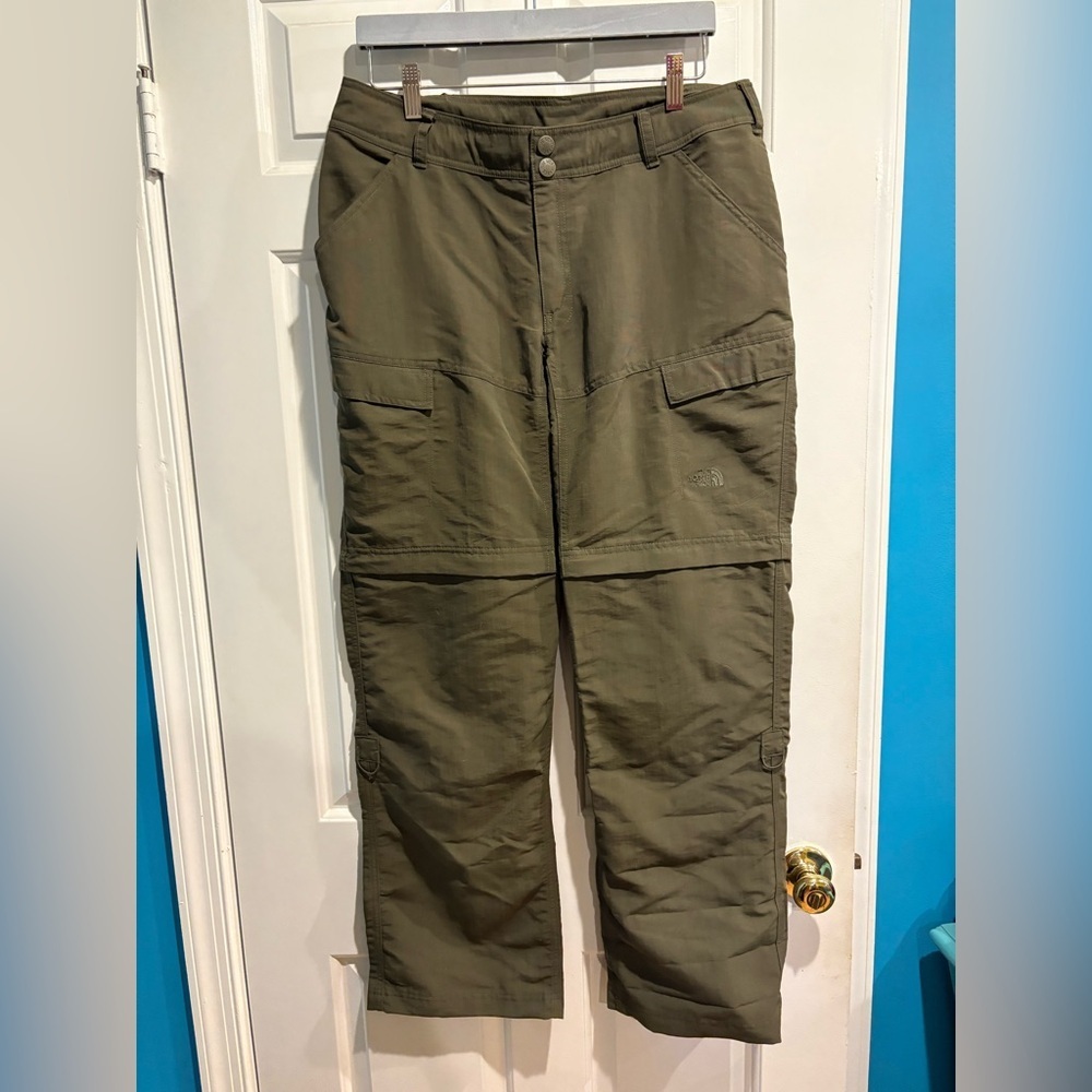 The North Face women’s Paramount Peak convertible pants greenish sz 12 new NWT